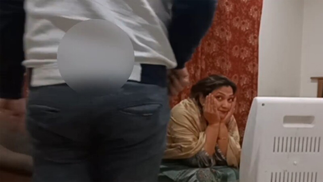 Indian Mature Aunty Affair Fucking By House Owner