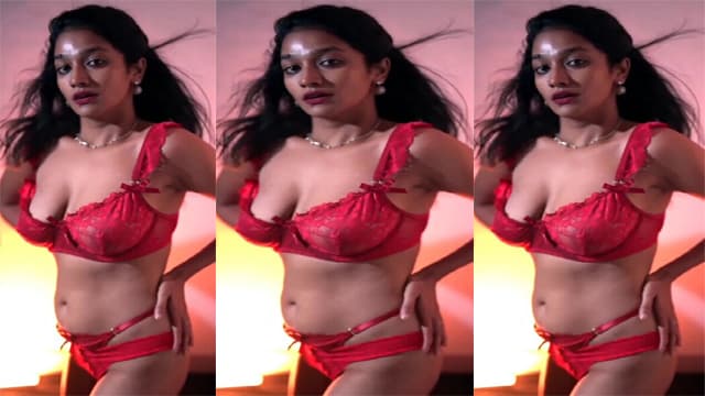 Lavanya Manickam Actress Bikini Tease Pussy Closeup Hint